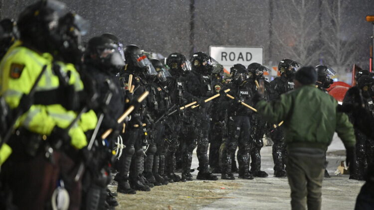 L’Ecuador denuncia il tentativo di incursione di un agente Ice in consolato a Minneapolis