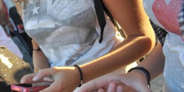 Presidente Agcom, il parental control sui telefonini sta funzionando