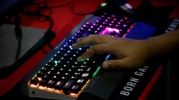 Il 93% degli italiani preoccupato dall’uso improprio dell’IA