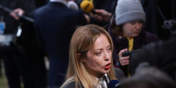 Il pre-summit dei 20 diventa un caso, Sanchez protesta con Meloni