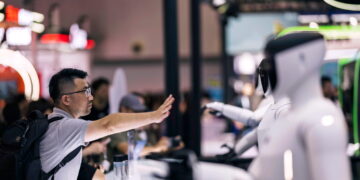 Rent a Human, Moltbook, OpenClaw: la fine del web ‘umano centrico’