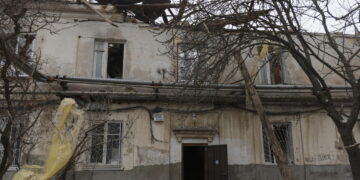 Ucraina, droni russi su Odessa ‘colpite infrastrutture residenziali’