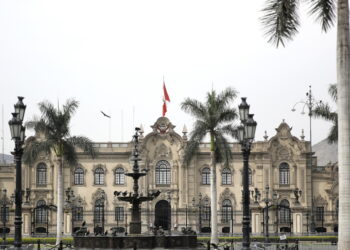 Perù, ballottaggio in Parlamento per la presidenza ad interim