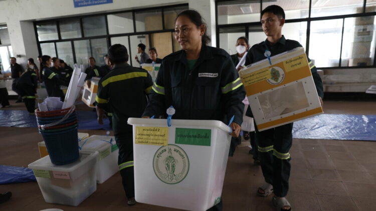 Urne aperte in Thailandia, si vota per il nuovo governo