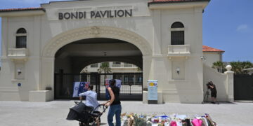 Lo stragista di Bondi Beach per la prima volta davanti al Tribunale