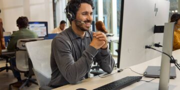 ISE 2026: l’evoluzione del lavoro ibrido tra AI e video collaborazione 3D