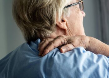 Svelato il segreto del prurito, ecco perché non riusciamo a smettere di grattarci