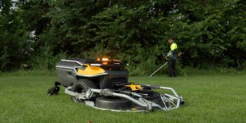 STIGA debutta nel segmento Professional: l’intelligenza artificiale al servizio del verde urbano
