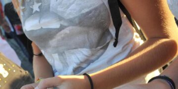 Verdetto storico negli Usa: ‘Meta e Google colpevoli della dipendenza dai social’