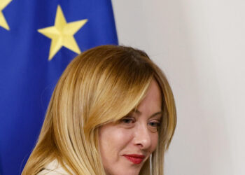 Meloni ai leader del Golfo, ingiustificabili gli attacchi ai vostri Paesi