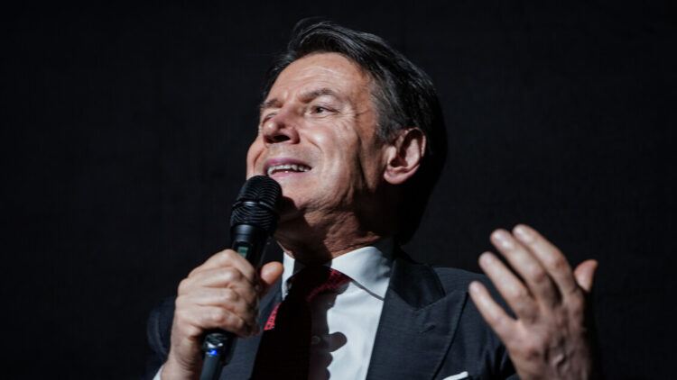 Conte, ‘se vince il sì torna dal cassetto il premierato’