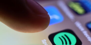 Nel 2025 Spotify ha pagato 11 miliardi di dollari all’industria discografica