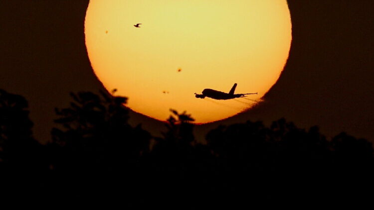 Media, ‘attacco dell’Iran con droni all’aeroporto di Dubai’