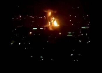 Dubai, drone iraniano colpisce deposito carburante