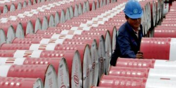 Petrolio, Wti chiude a + 3,36% a New York, Brent oltre i 100 dollari