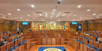 Calabria, clima rovente in Consiglio, passa la legge sui sottosegretari