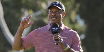 Tiger Woods si ‘prende una pausa’ dal golf per andare in rehab